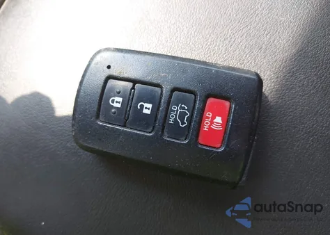 2017 Toyota Rav4 Limited z USA, uszkodzony, nr VIN 2T3DFREV0HW602106